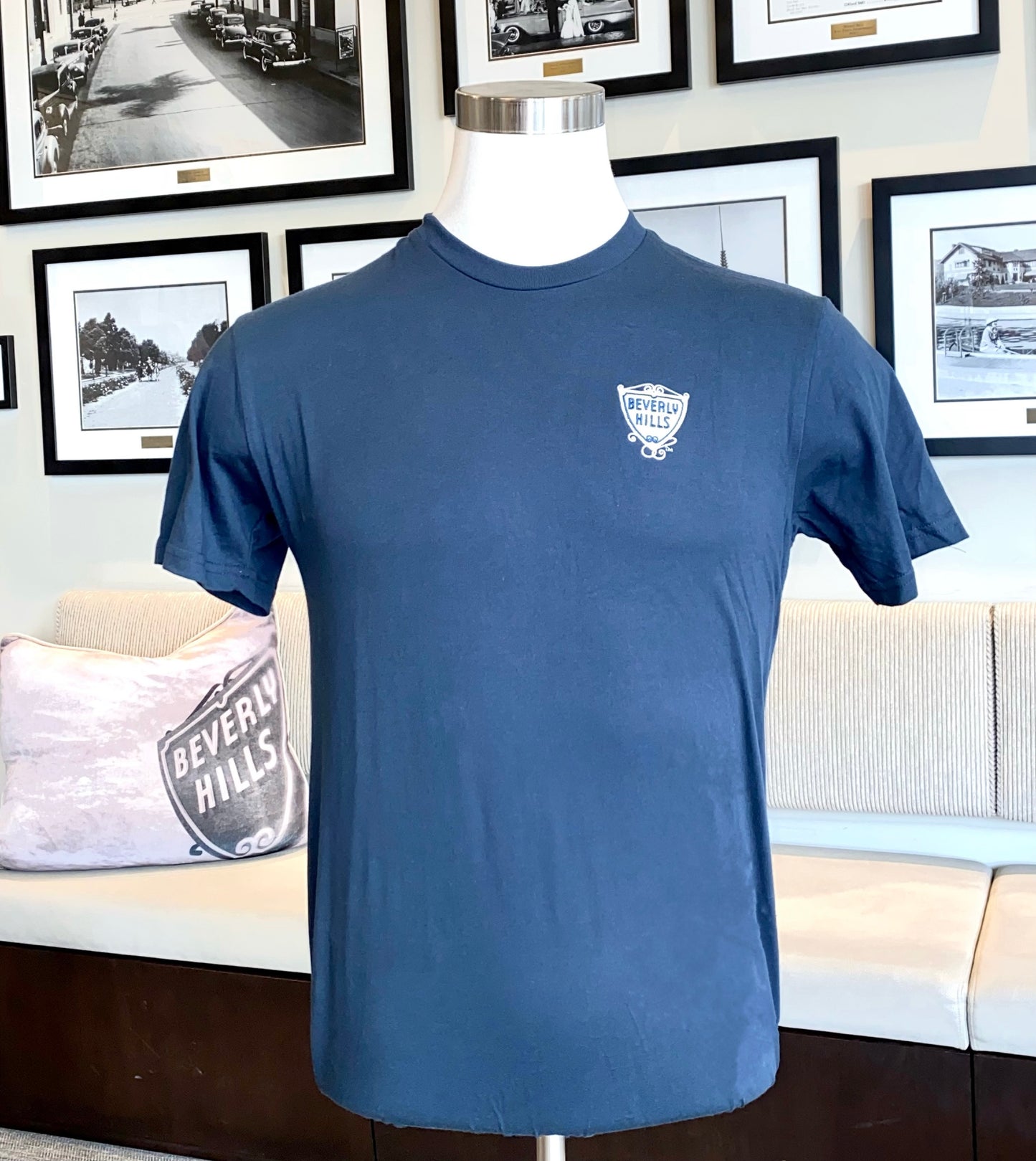 Men's Embroidered Crew Neck Shirt