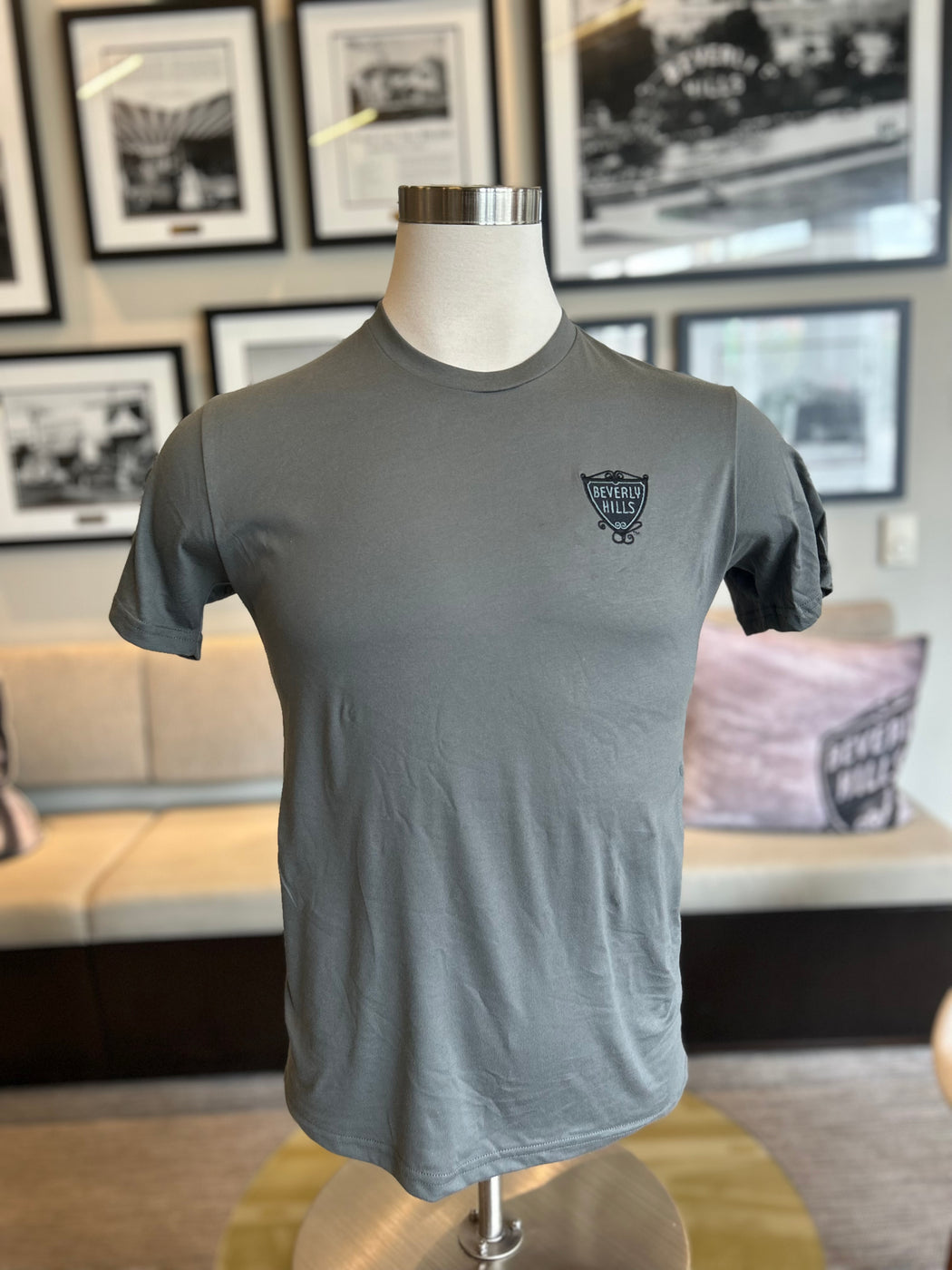 Men's Embroidered Crew Neck Shirt